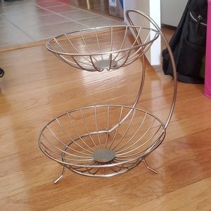 Fruit and vegetable stand